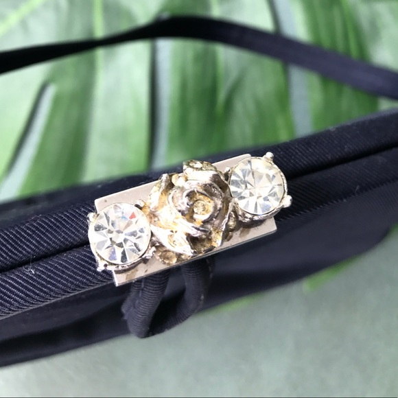 purse clasp spotlight